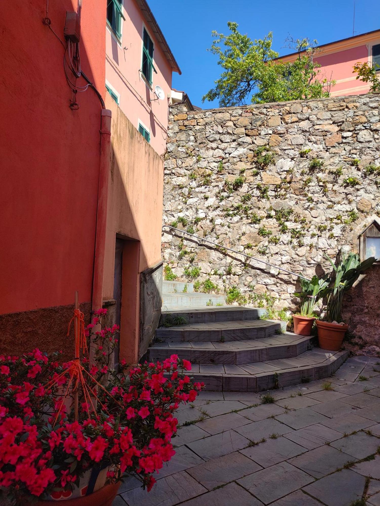 Camera Tra Le Cinque Terre, Camogli E Portofino. Vista Valle E Scorcio Mare All'Orizzonte Castiglione Chiavarese Экстерьер фото